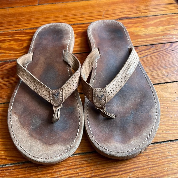 Aeropostale Leather Flip Flops - Size 9 - Picture 4 of 6